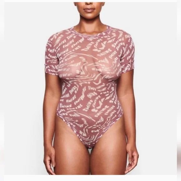 Skims Raspberry Swril Bodysuit - Picture 2 of 2